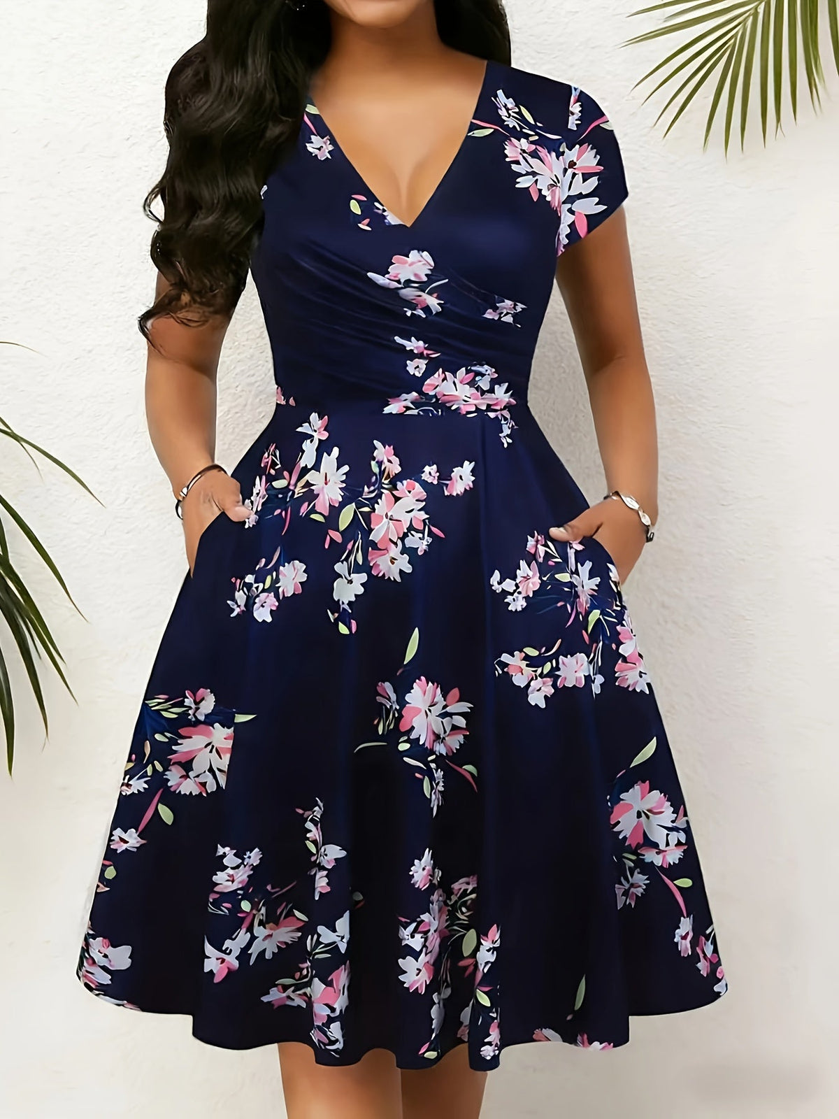 Nadine | Elegantes florales Midikleid