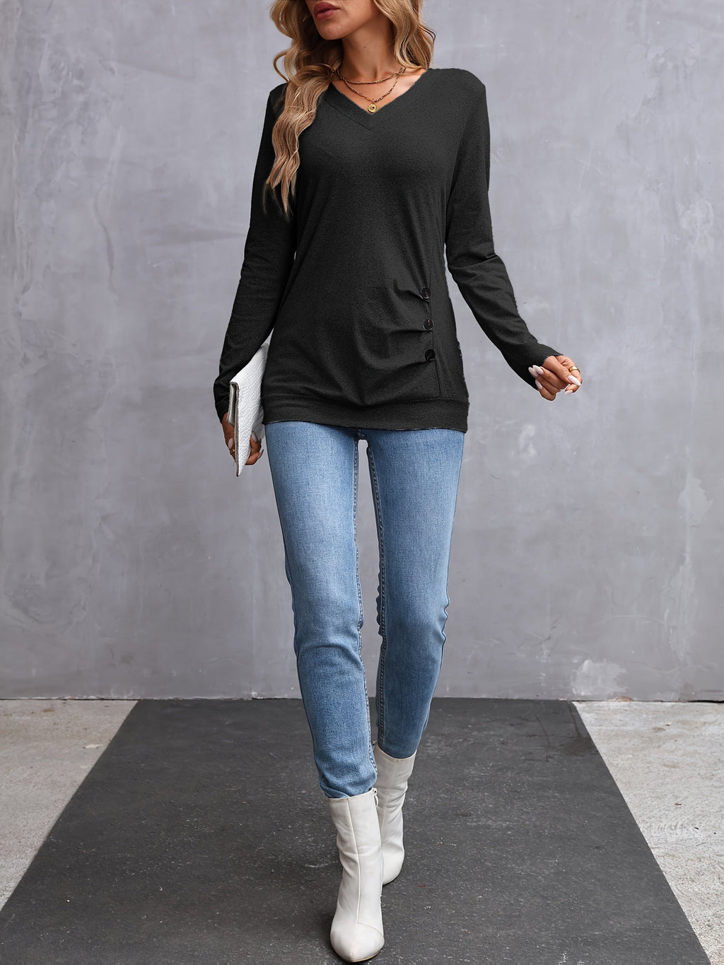 Nancy | Side-Button Long Sleeve Top