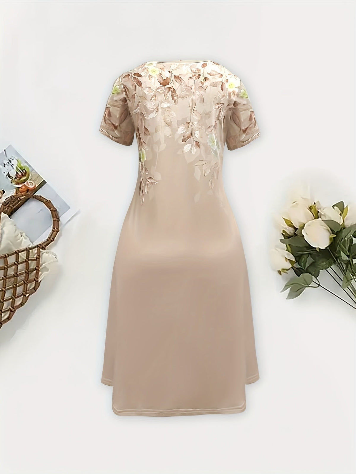Della | Florales A-Linien-Midikleid