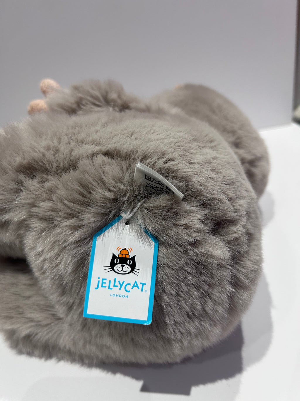 Jellycat Bo Bigfoot