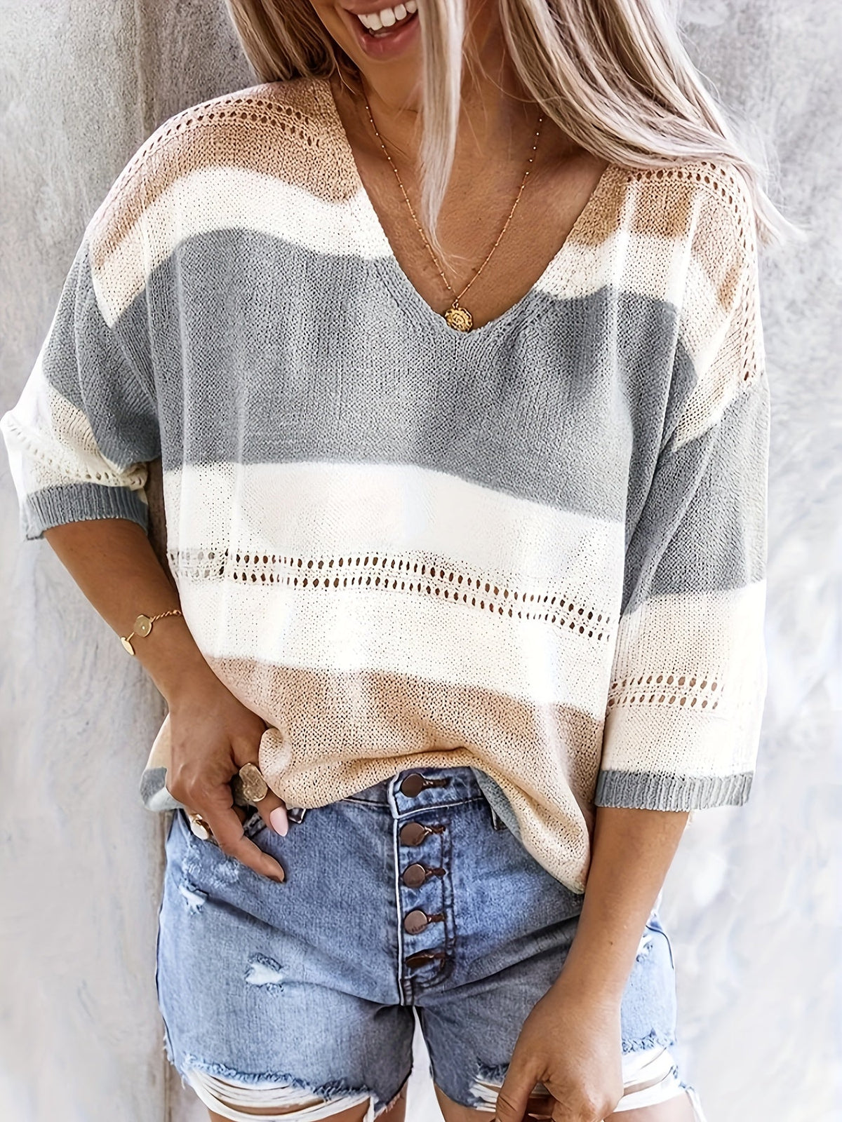 Gemma | Relaxed Colour-Block V-Neck Top