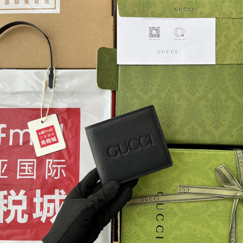 Gucci Logo Embossed Bifold Wallet – Black Pebbled Leather