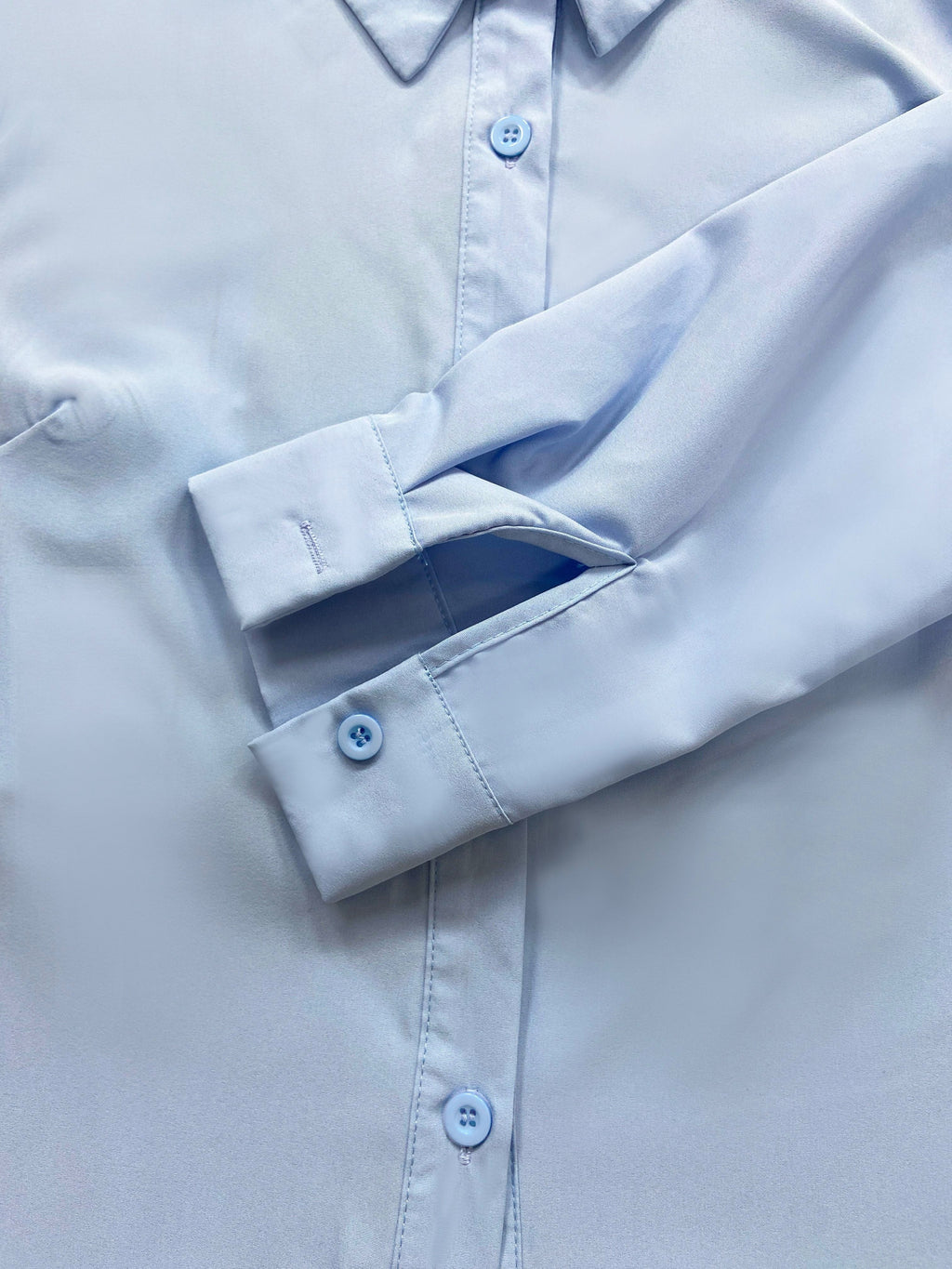 Delia | Taillierte Longbluse