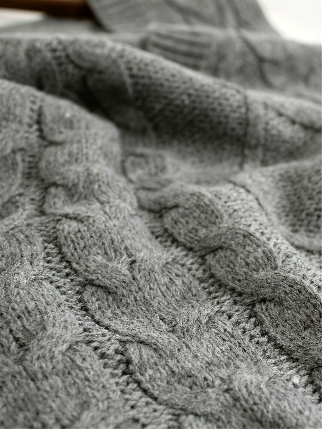 Colleen | Cable-Knit V-Neck Sweater Vest
