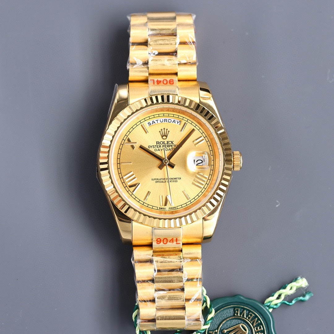 Rolex Day-Date – Full Yellow Gold Champagne Roman Numeral Dial Fluted Bezel President Bracelet