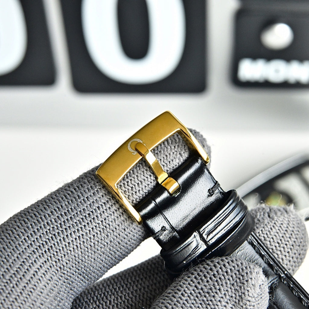 Omega Seamaster Chronograph – Yellow Gold White Dial Gold Sub-Dials Black Chapter Ring Red Script Leather Strap