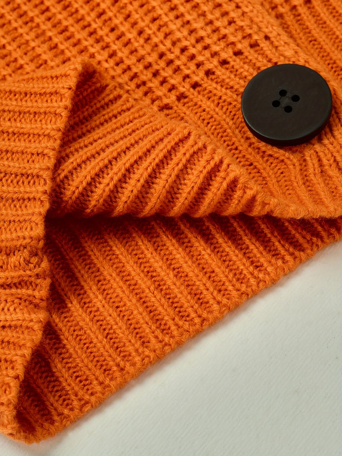 Lorna | Entspannte Strickjacke mit Kragen