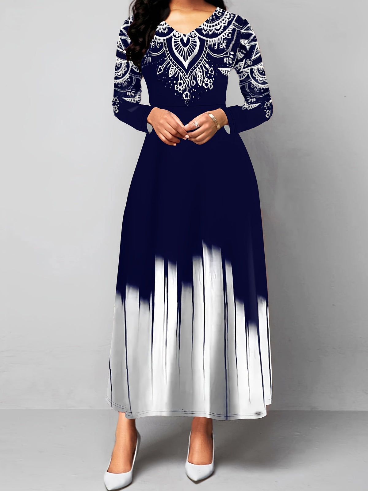 Rosalyn | Maxikleid in A-Linie mit kunstvollem Druck