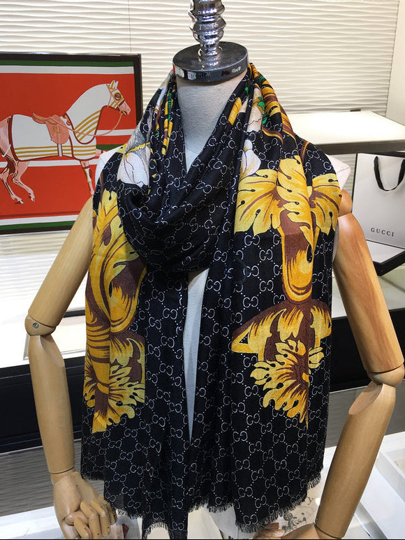 Gucci GG Monogram Baroque Floral 100% Cashmere Scarf – Black & Gold
