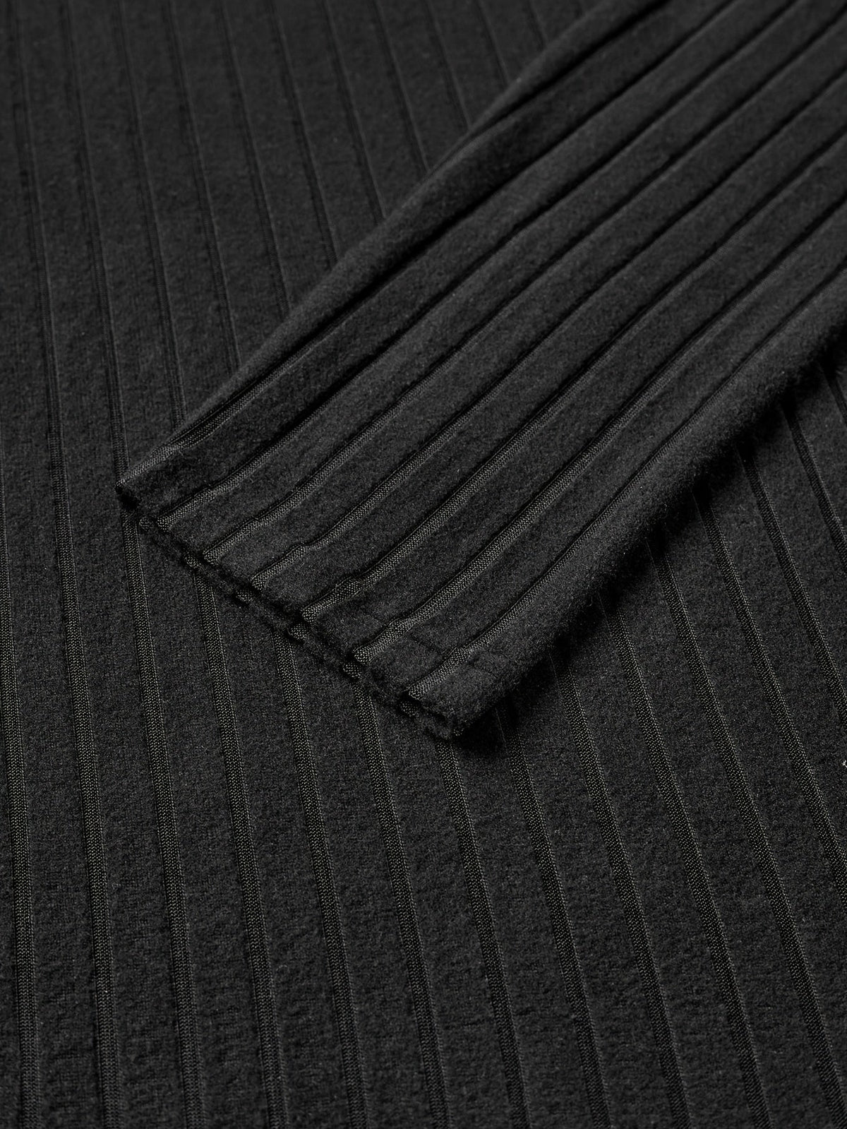 Bryce | Ribbed V-Neck Long Sleeve Top