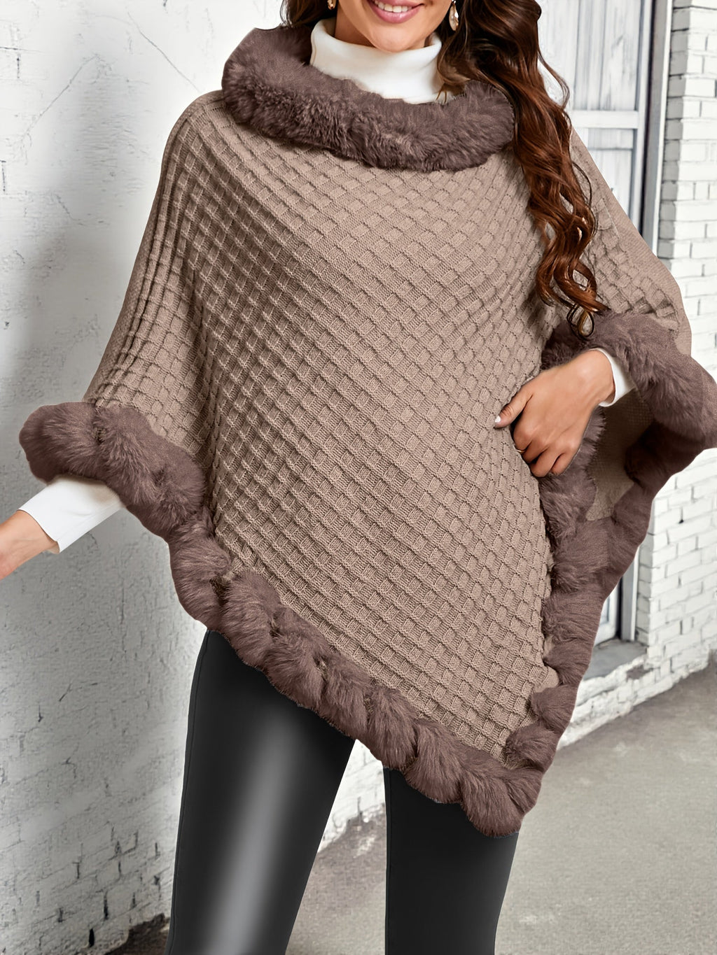 Rosabel | Cosy Fur-Trim Poncho