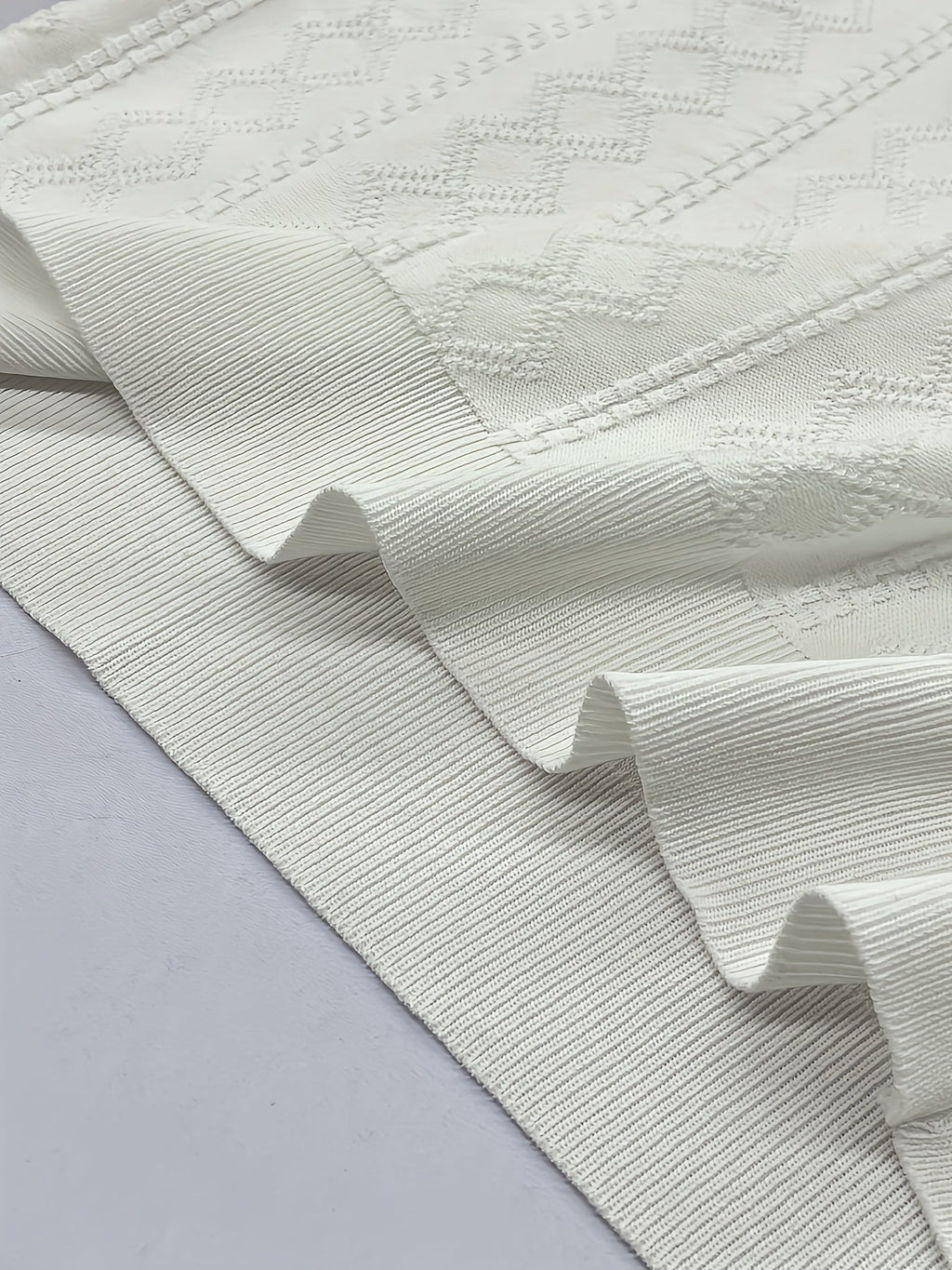 Emerson | Textured Contrast-Collar Polo Shirt
