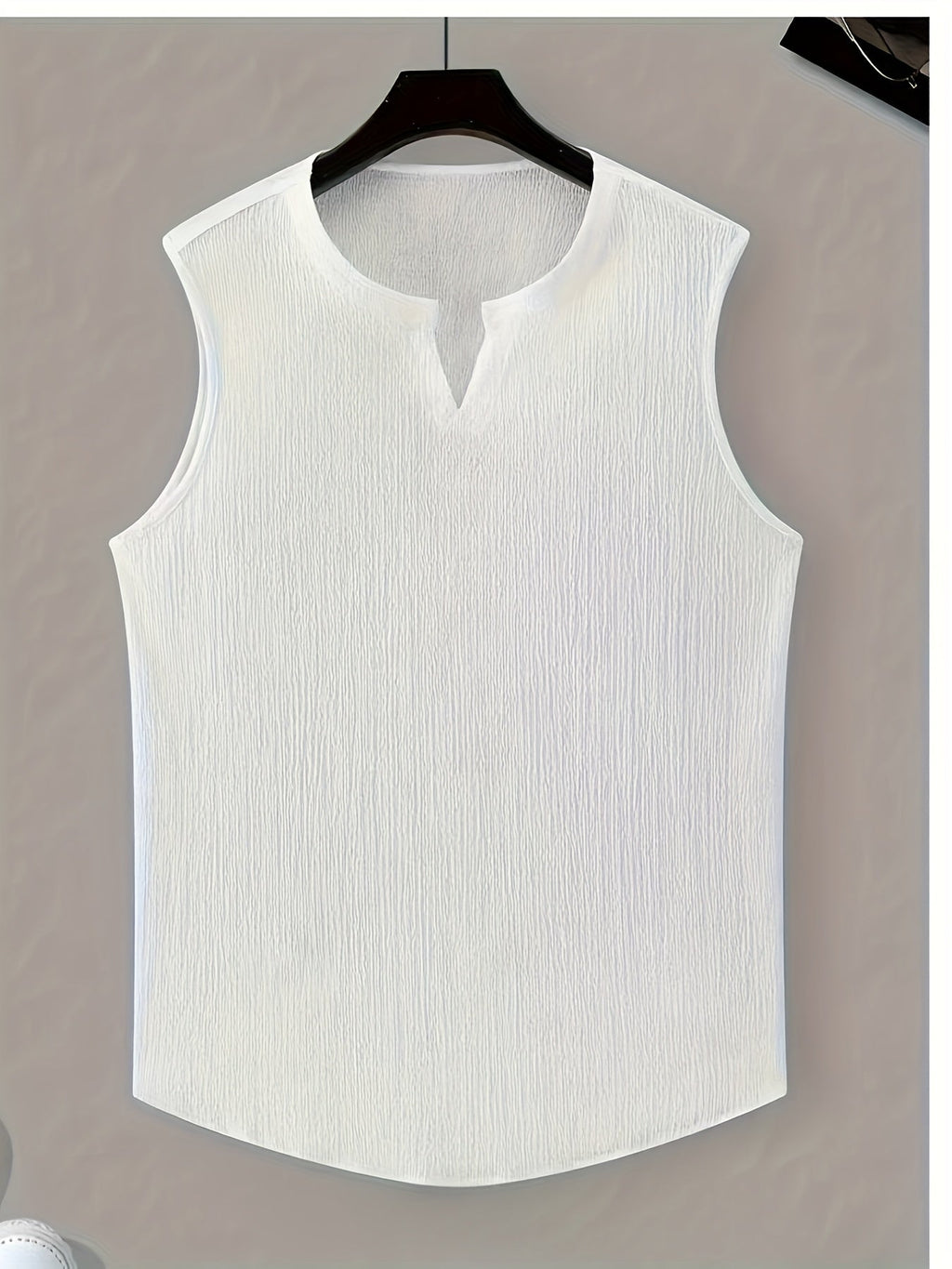Damon | Entspanntes V-Neck-Tanktop