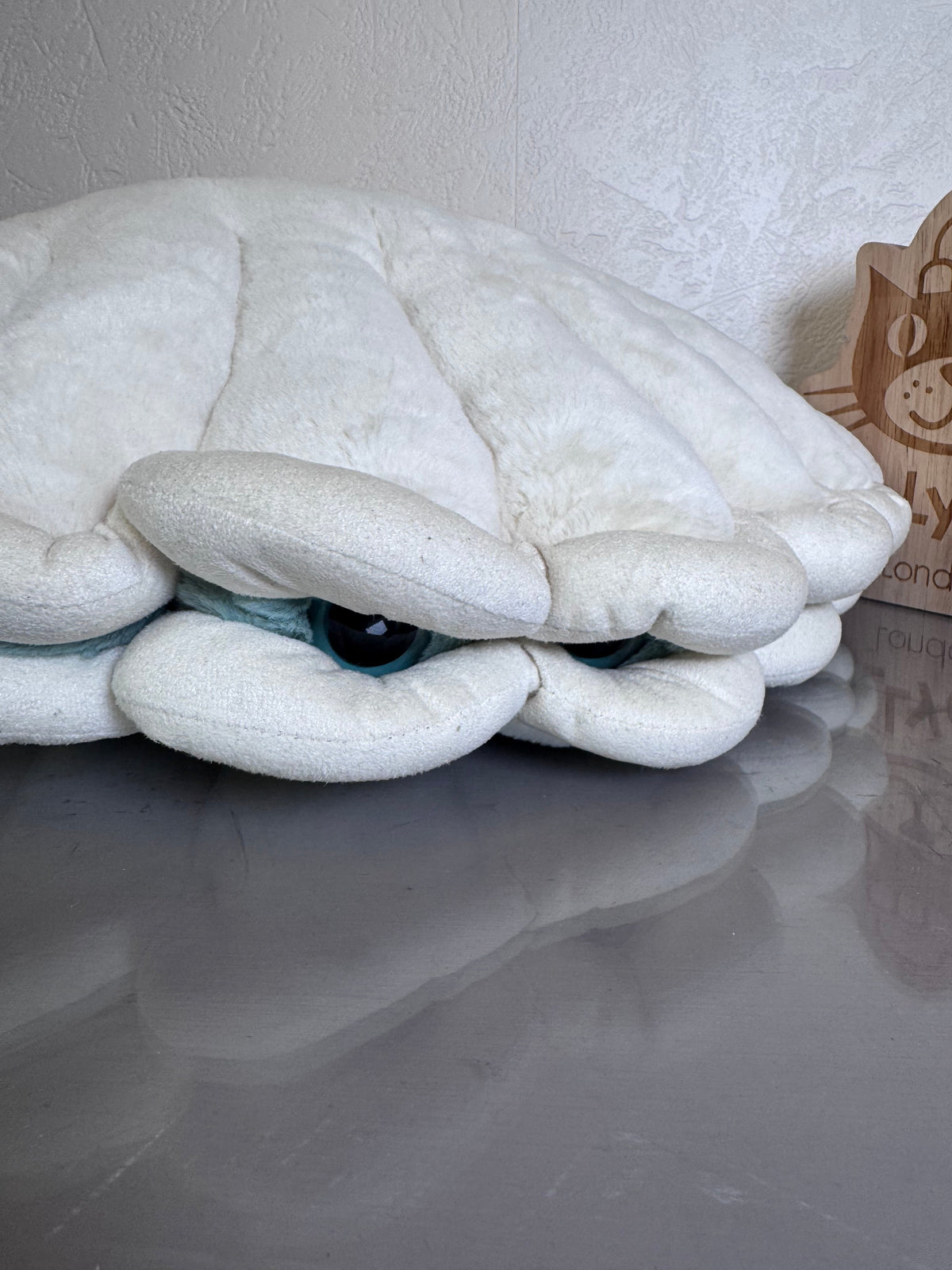 Jellycat Chloe Clam | Large Size