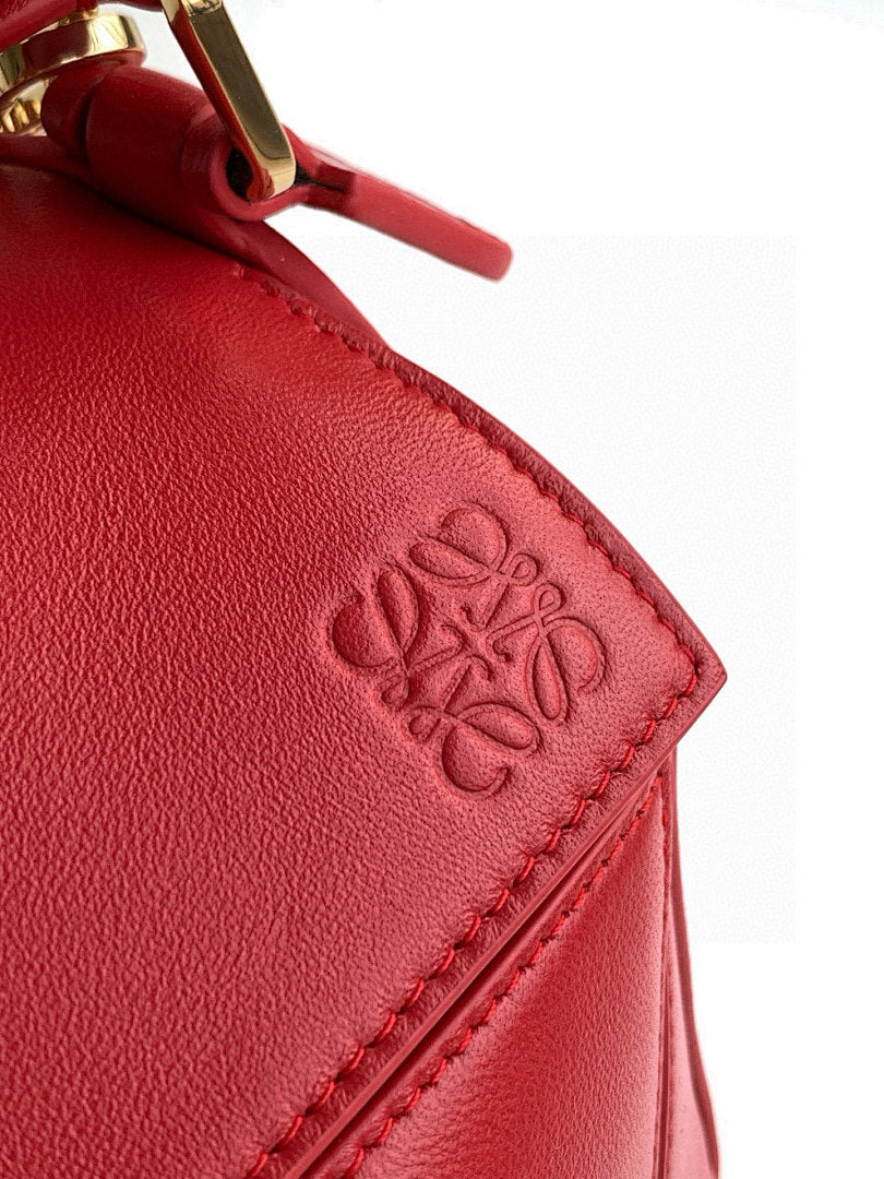 Loewe Puzzle Bag Small – Red Smooth Calfskin Leather Gold Hardware