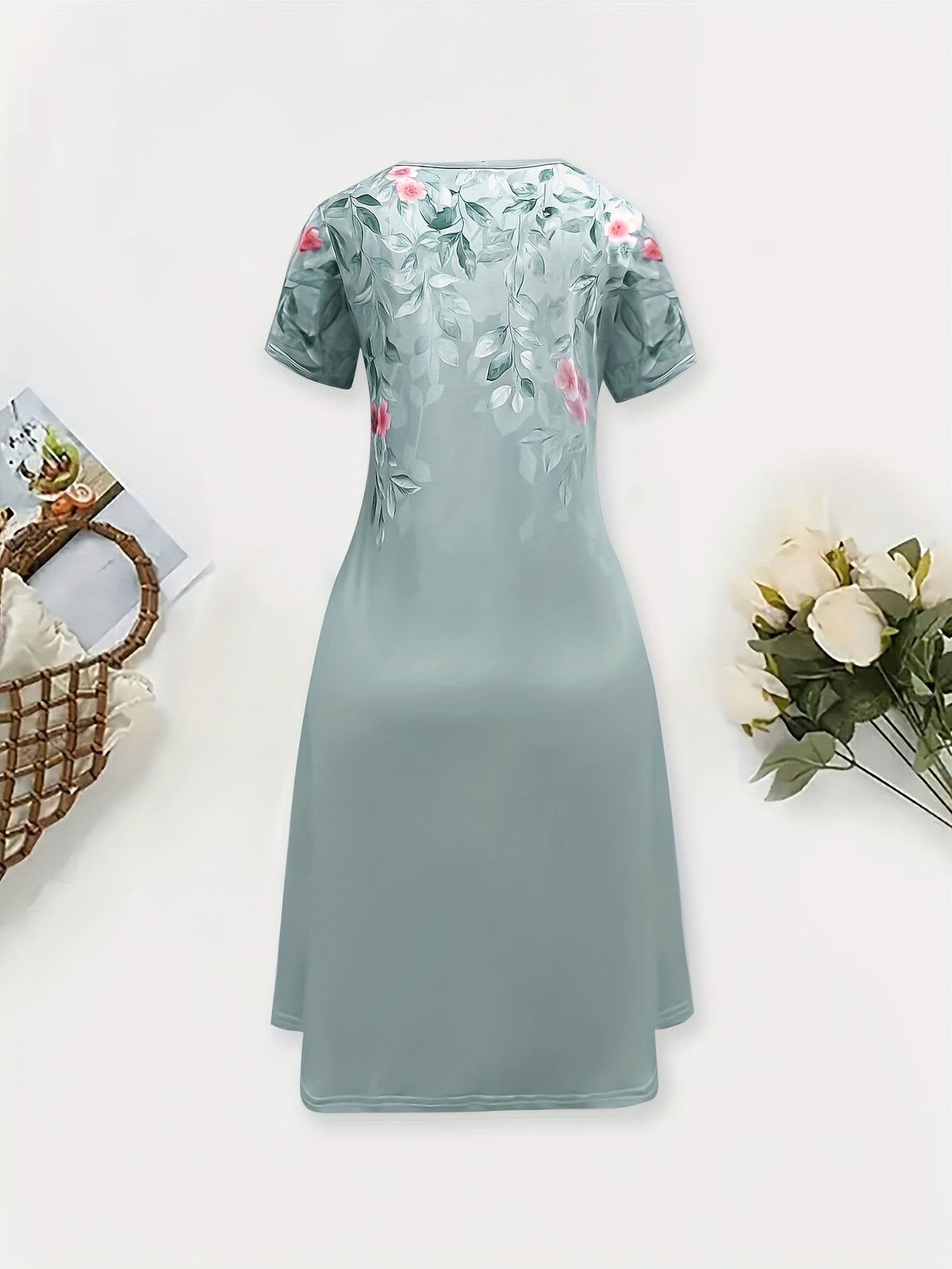 Della | Florales A-Linien-Midikleid
