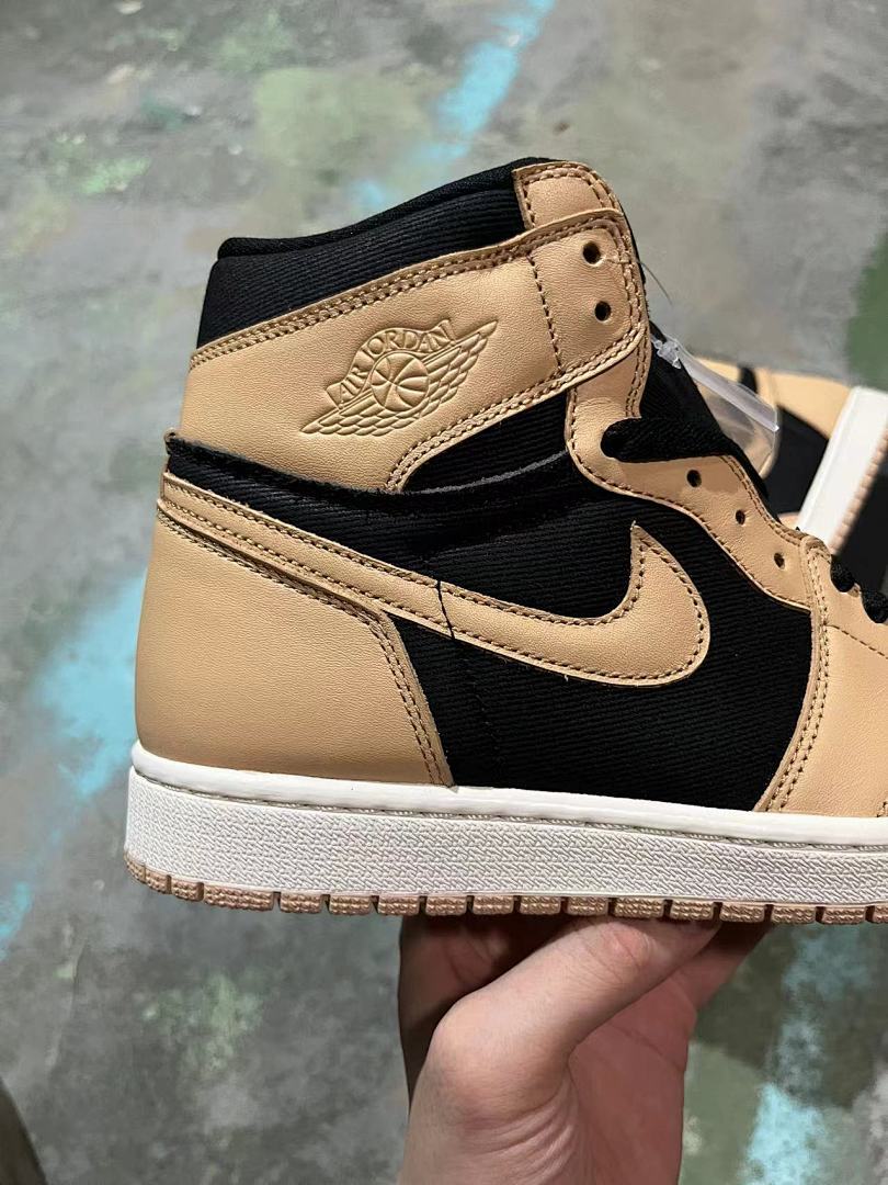 Air Jordan 1 Retro High OG Rookie of the Year – Wheat / Black