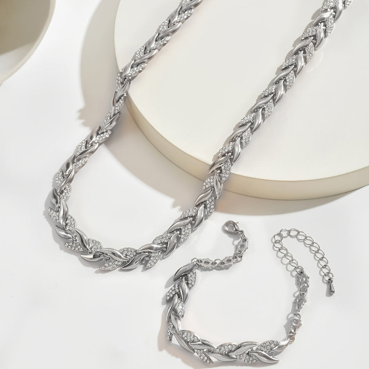 Delia | Sparkling Leaf Jewellery Set