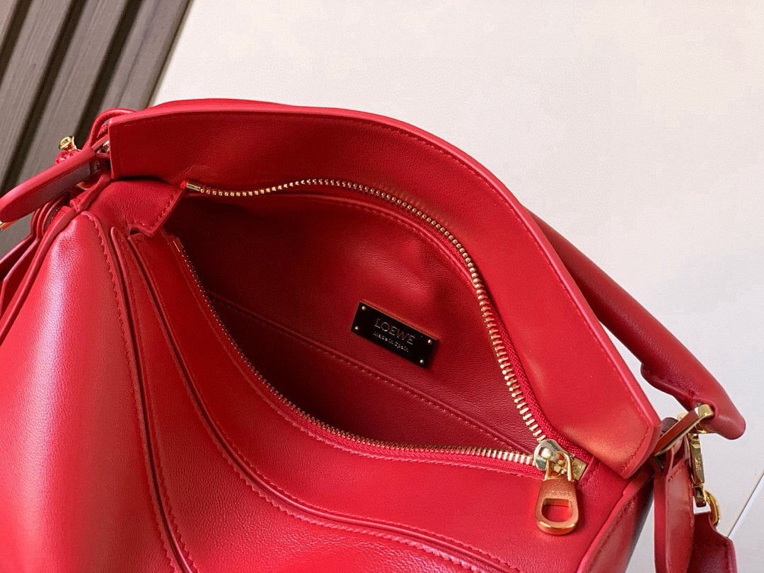 Loewe Puzzle Bag Small – Red Smooth Calfskin Leather Gold Hardware