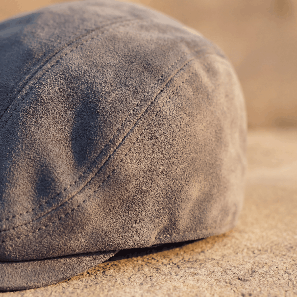 Samuel | Klassische Flatcap aus Wildleder