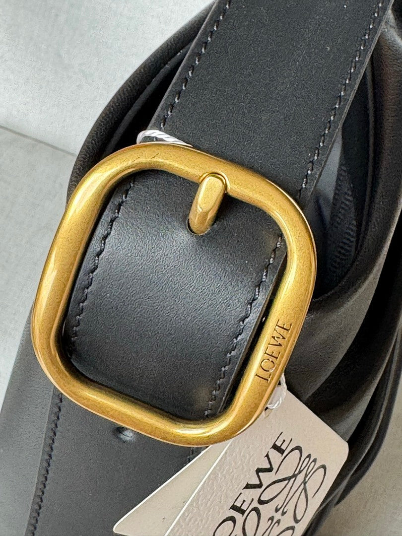 Loewe Squeeze Bag – Black Nappa Leather Gold Hardware