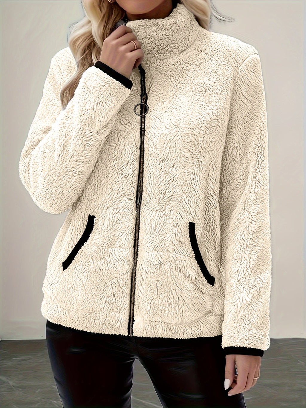 Mabel | Kuschelige Zip-Jacke