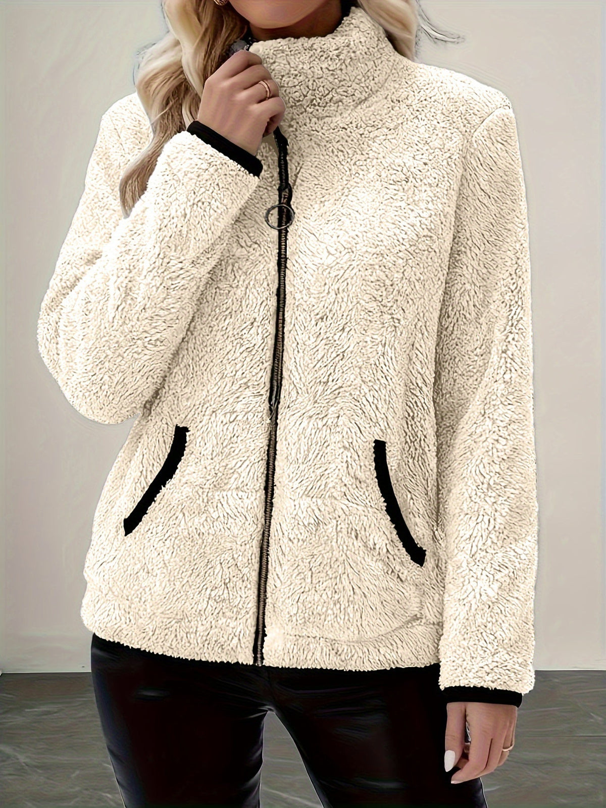 Mabel | Kuschelige Zip-Jacke