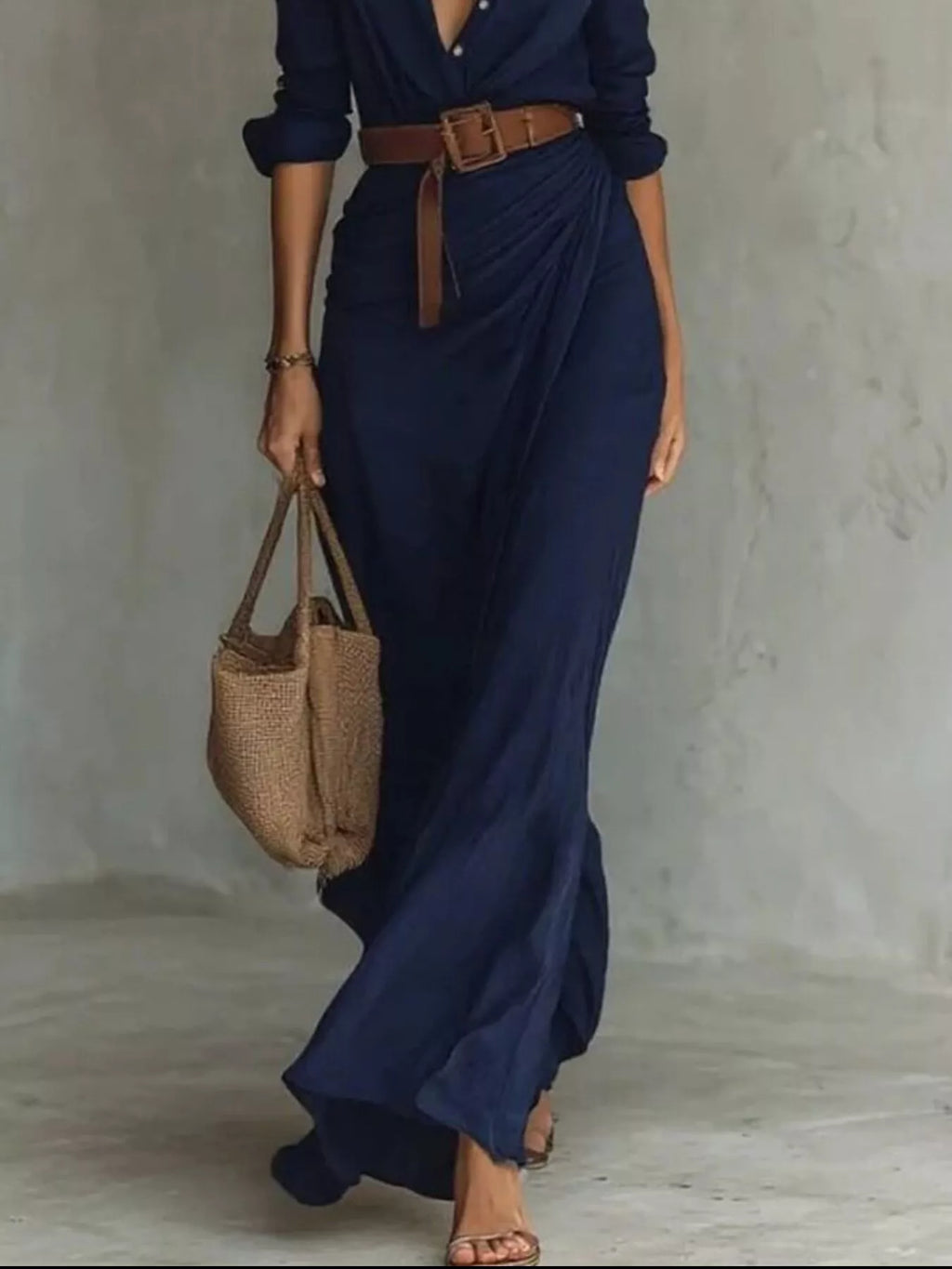 Verity | Elegantes Maxikleid mit Bindegürtel und langen Ärmeln