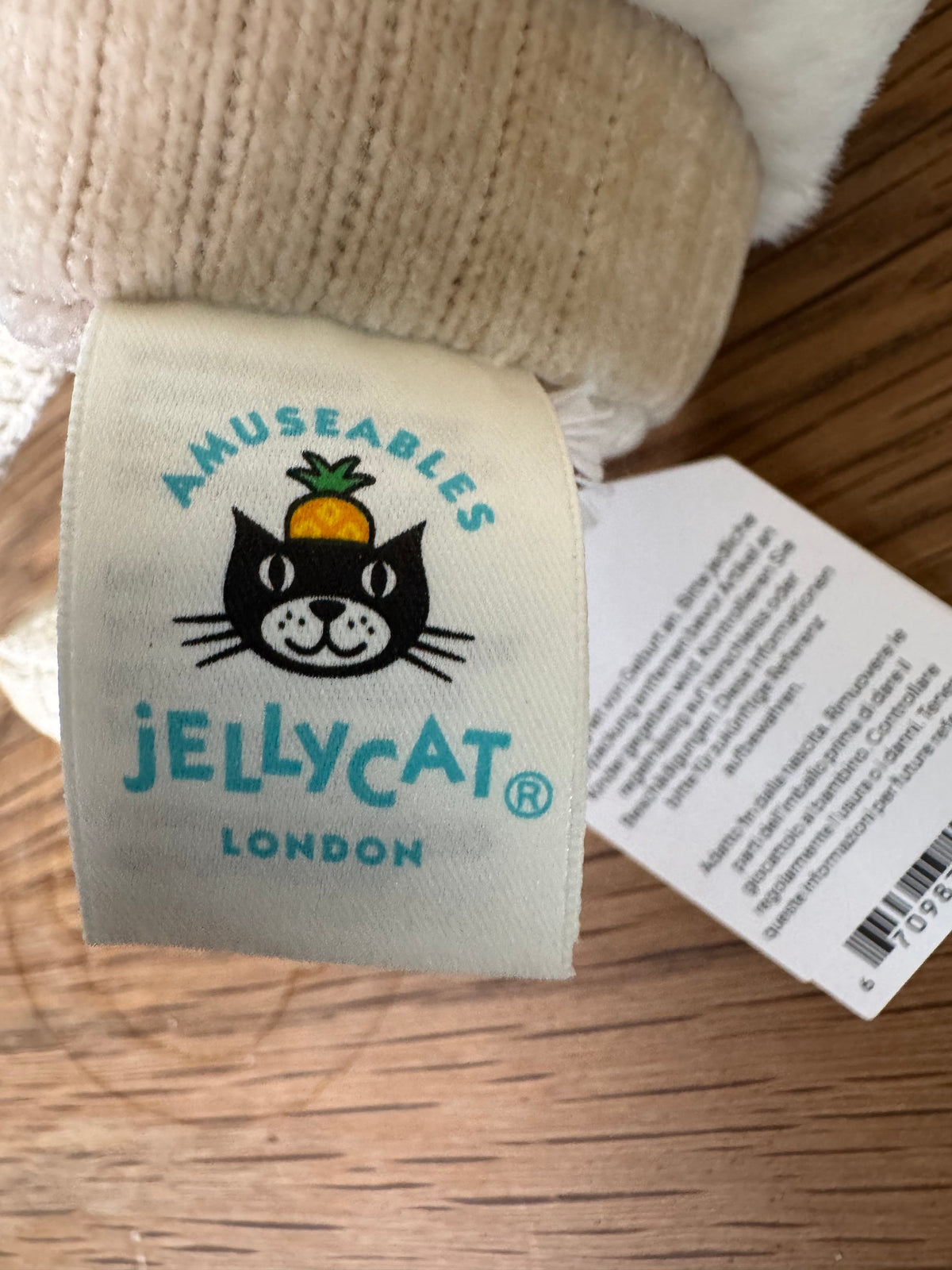 Jellycat Amuseables Von Illa Eiskaffee + Pin + Sticker | Jellyfest Berlin Exclusive