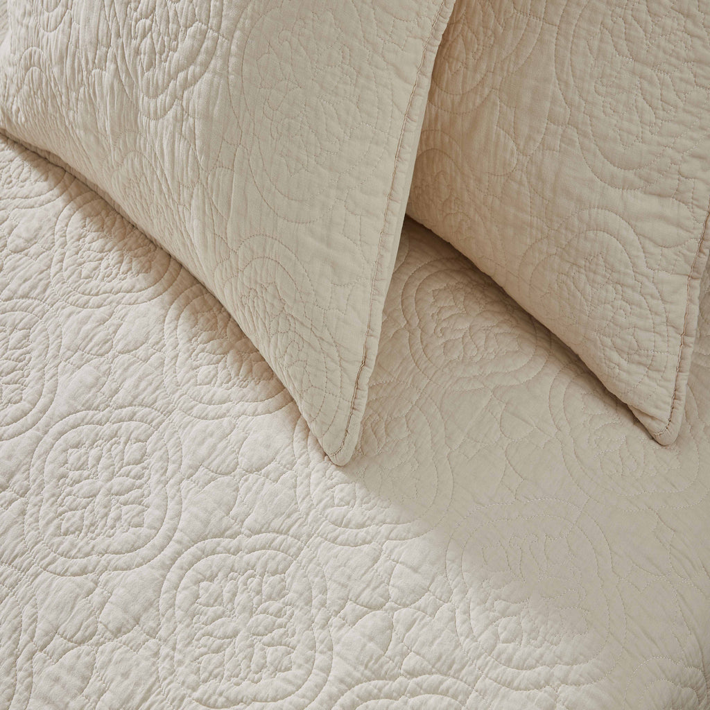 Patina Vie 3 Piece 100% Cotton Stitched Embroidered Quilt Set