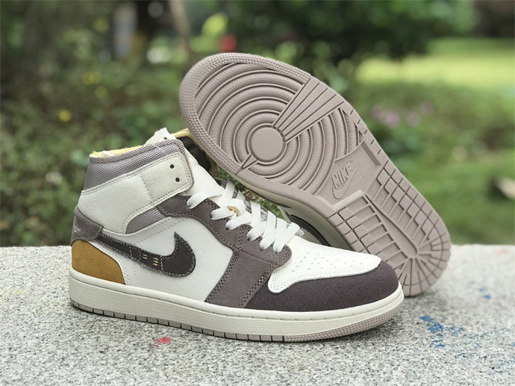 Air Jordan 1 Mid SE Craft Inside Out – Sail / Mocha / Wheat