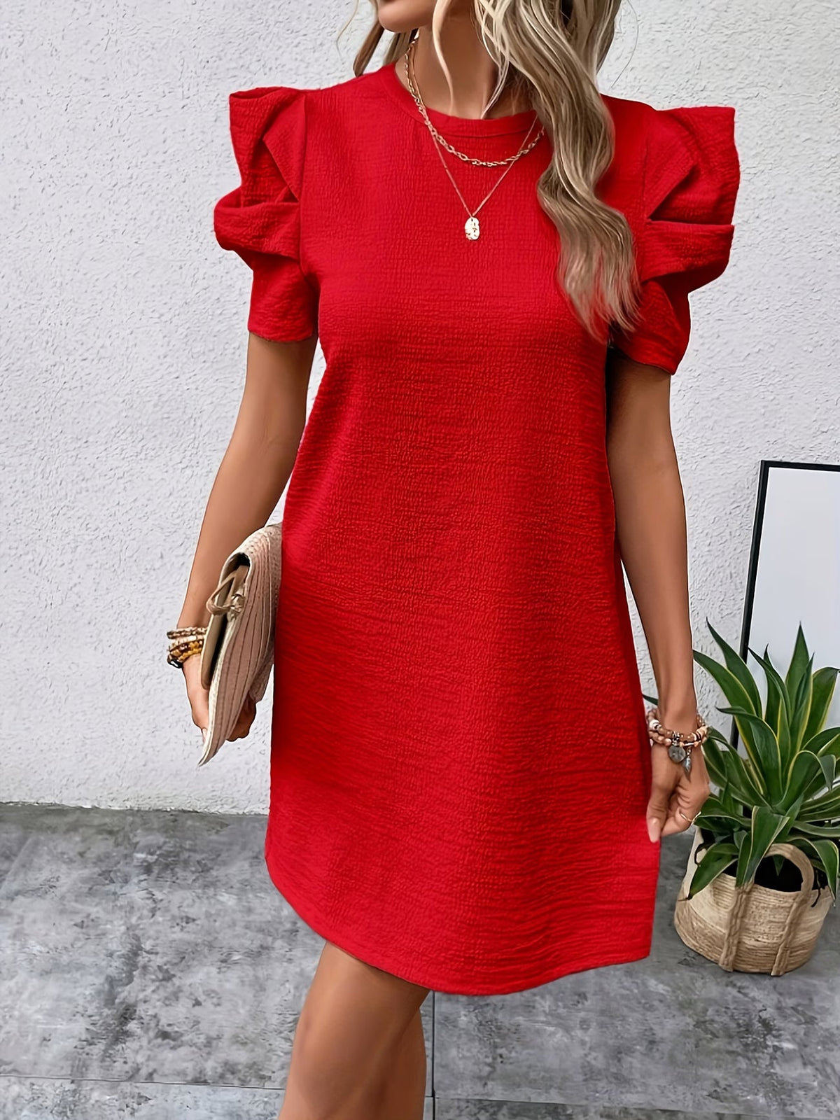 Iona | Elegantes Kleid mit Puffärmeln und taillierter Passform