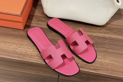 Hermès Oran Flat Sandals — Fuchsia Pink