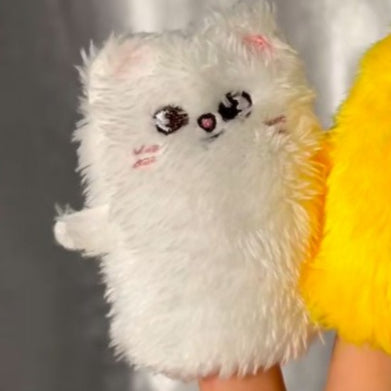 SKZOO Furry Finger Cover Keychain - Jiniret