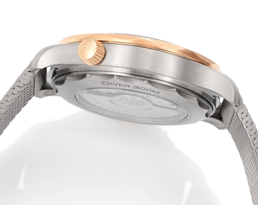 Omega Seamaster Diver 300M – Steel Yellow Gold Green Ceramic Bezel Green Dial Mesh Bracelet 007 Edition