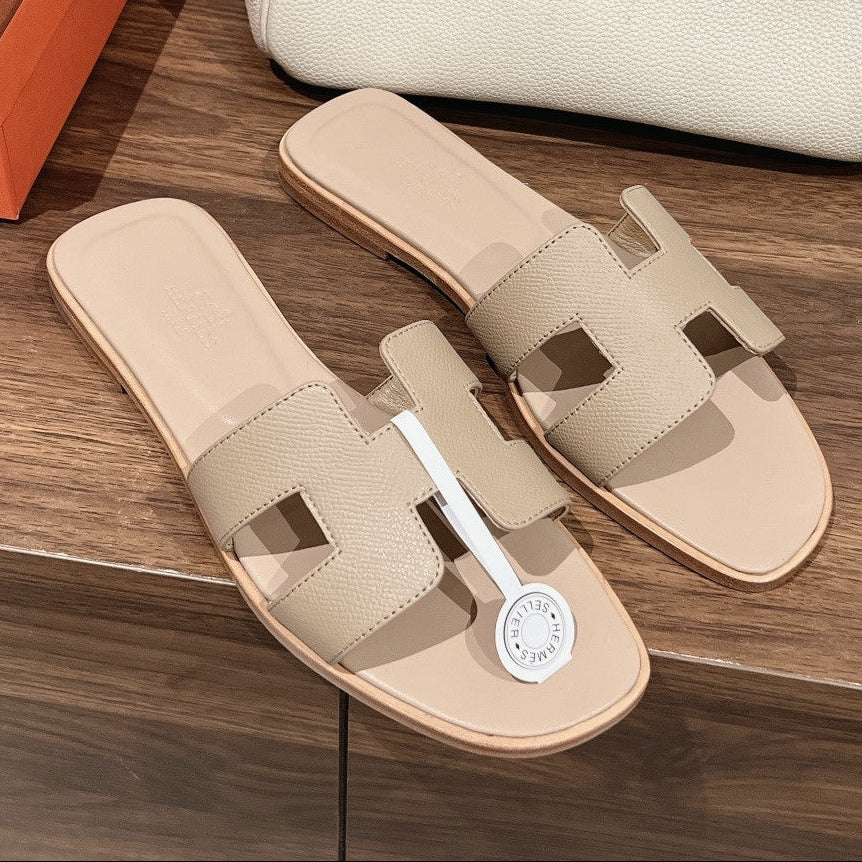 Hermès Oran Flat Sandals — Etoupe Beige
