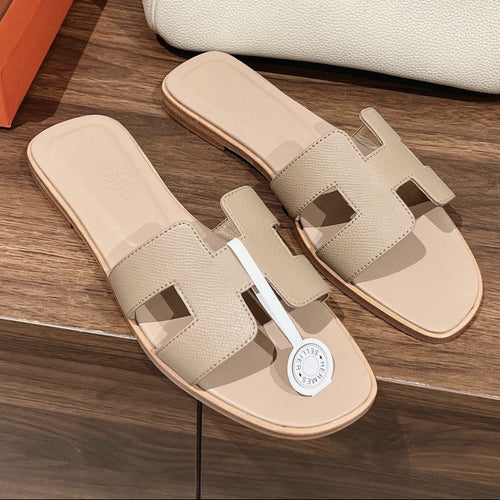Hermès Oran Flat Sandals — Etoupe Beige