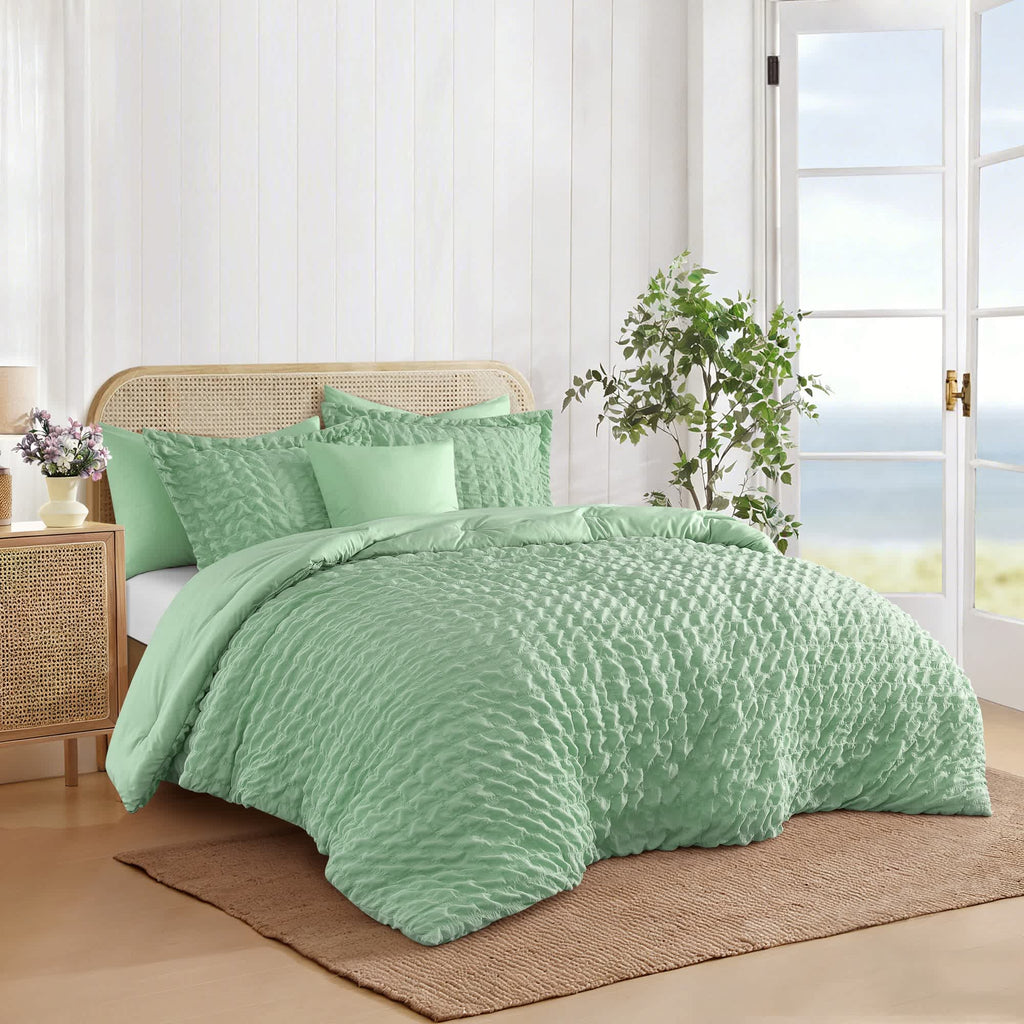 Nanshing Dolton Seersucker Microfiber Stiching 3 Piece Comforter Set