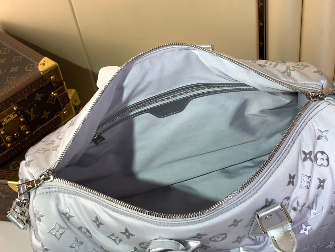 Louis Vuitton Keepall Bandoulière 50 – Silver Grey Gradient Monogram Giant LV Flower Patch