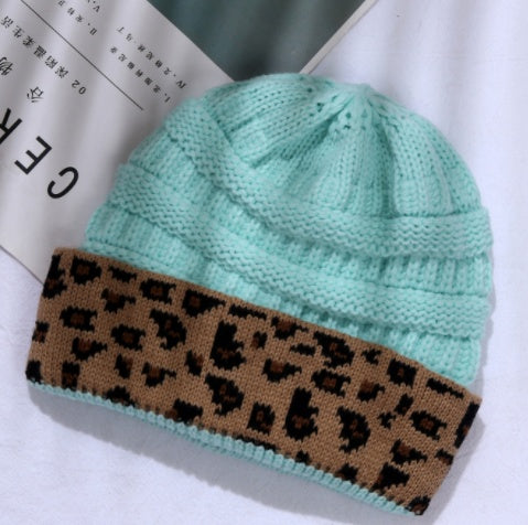 Trieber Strickmütze mit Leopardenmuster und Umschlag – Polyacryl, Einheitsgröße, 9 Farben