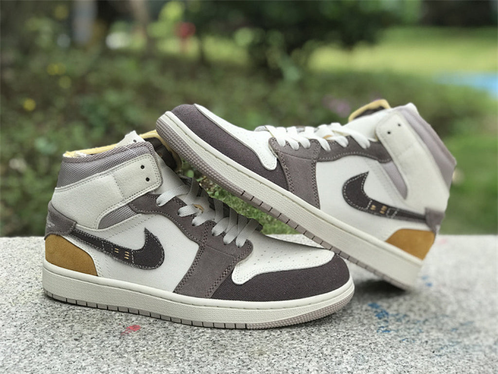 Air Jordan 1 Mid SE Craft Inside Out – Sail / Mocha / Wheat