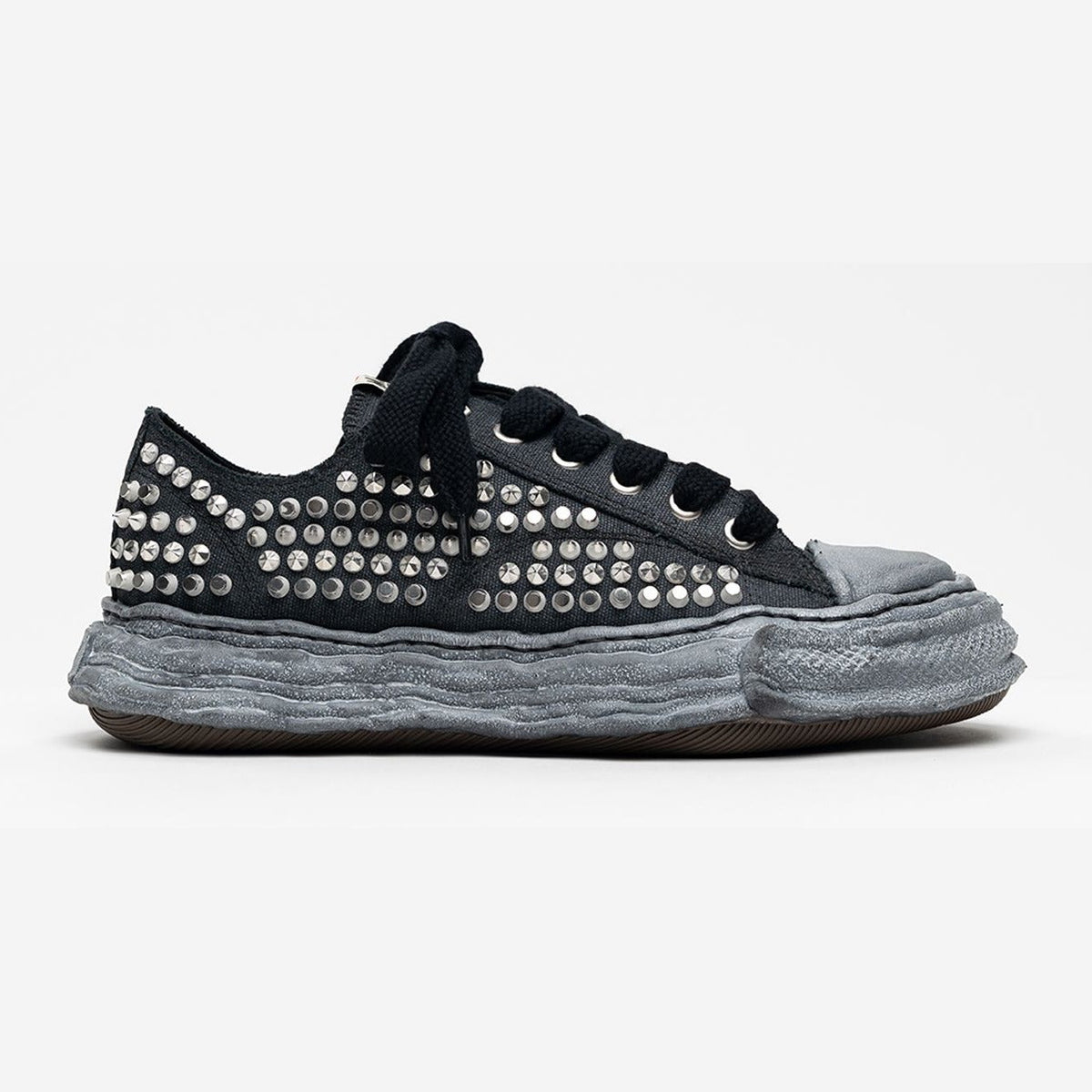 Maison Mihara Yasuhiro Men's Peterson 23 OG Sole Canvas Low Studded Black