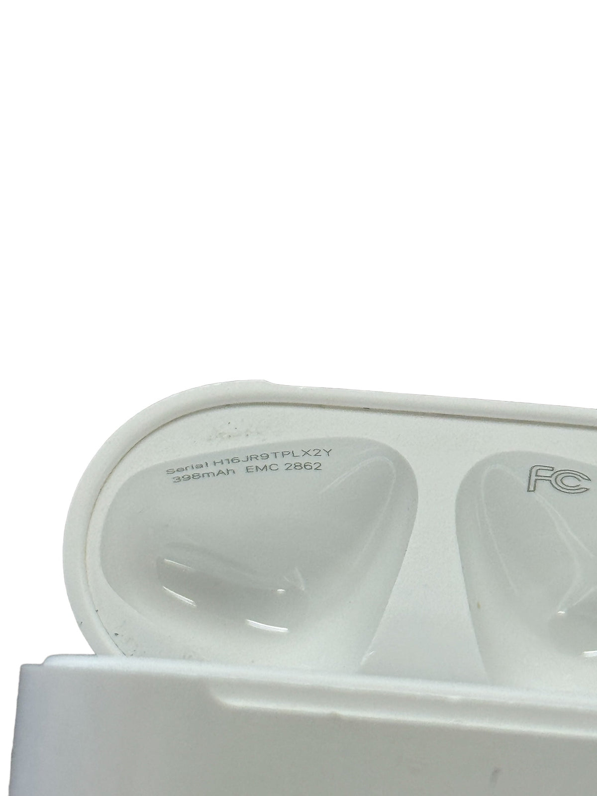 AirPods 2nd Generation Charging Case Replacement (A1602) - Slightly Used