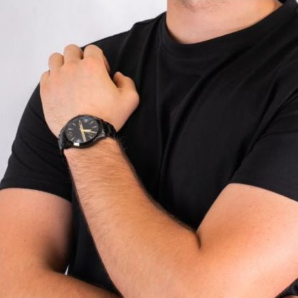 Armani Exchange Hampton AX2413 Herren-Chronograph – Schwarzes Zifferblatt mit schwarzem Edelstahlarmband