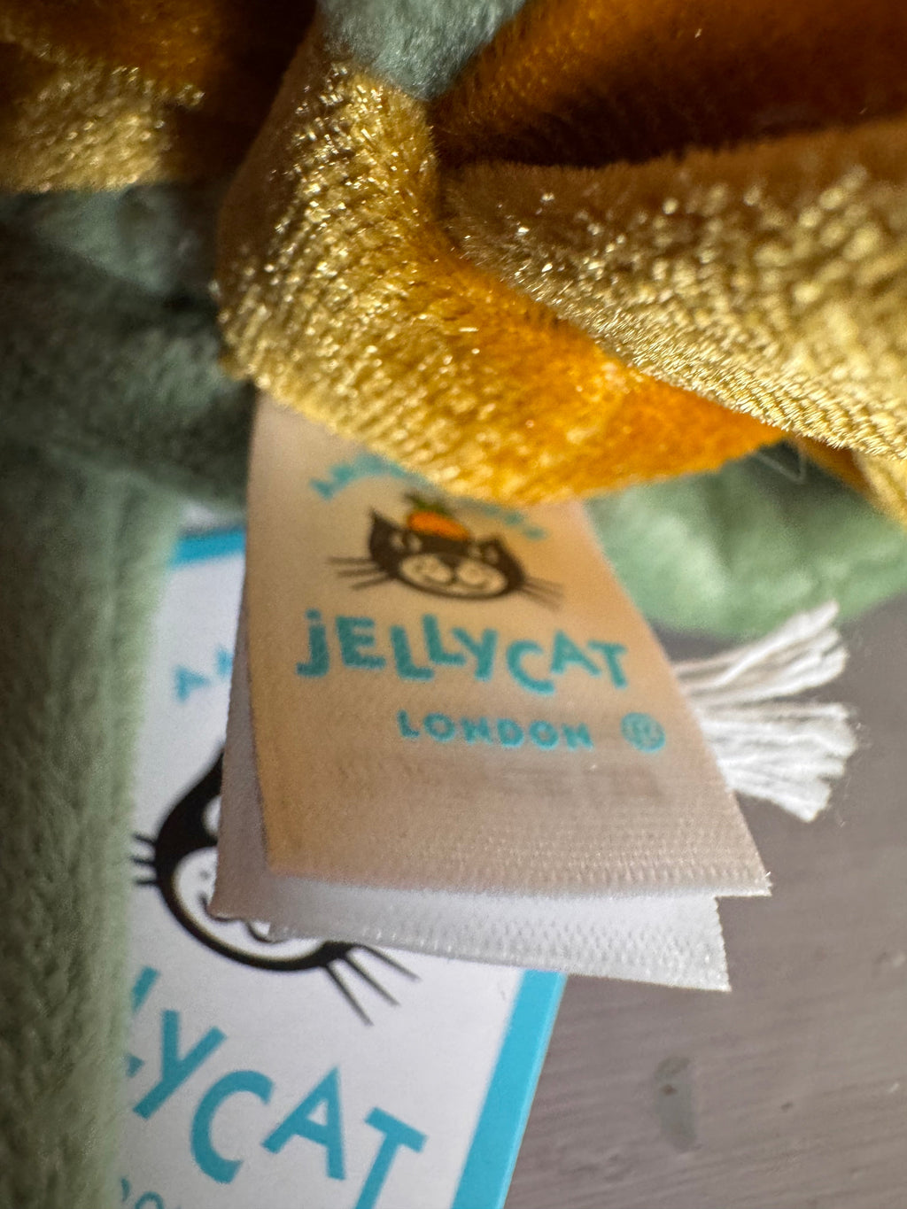 Jellycat Amuseable Mistletoe