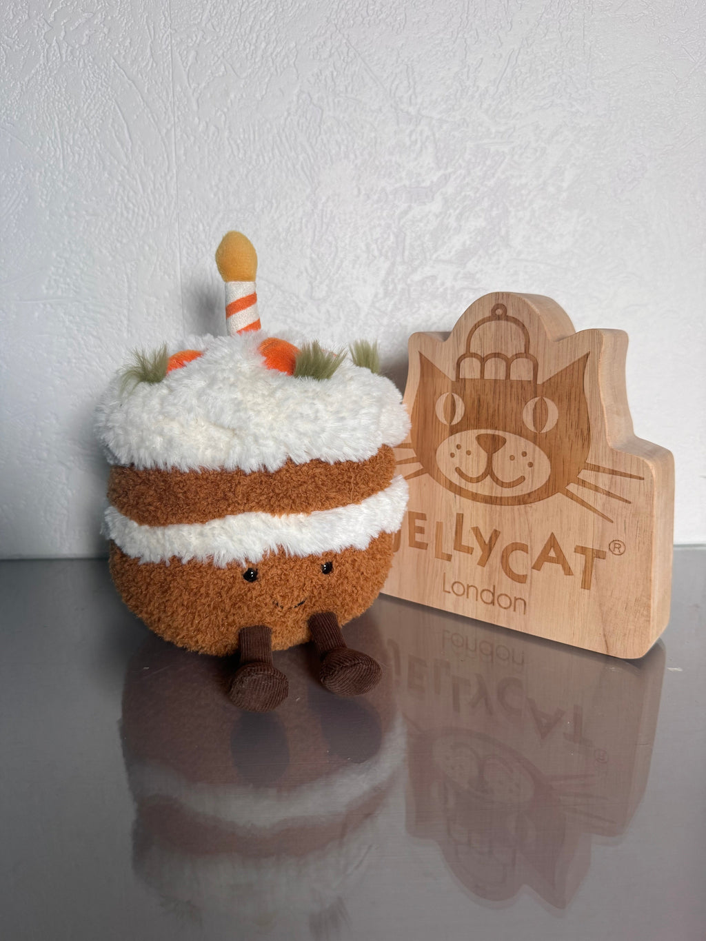 Jellycat Amusable Carrot Cake