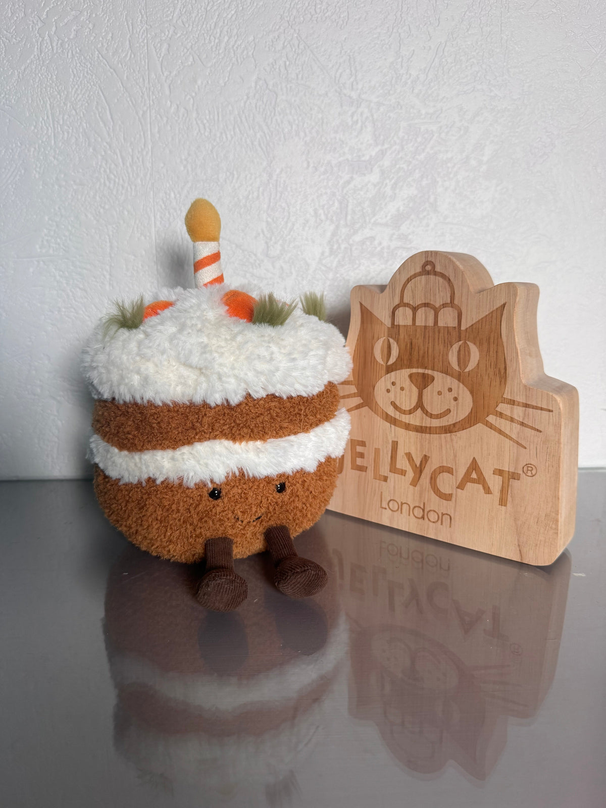 Jellycat Amusable Carrot Cake