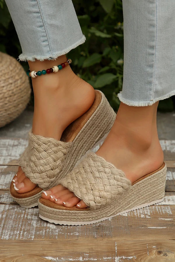 Threaded Pear Woven Wide Band Platform Sandals