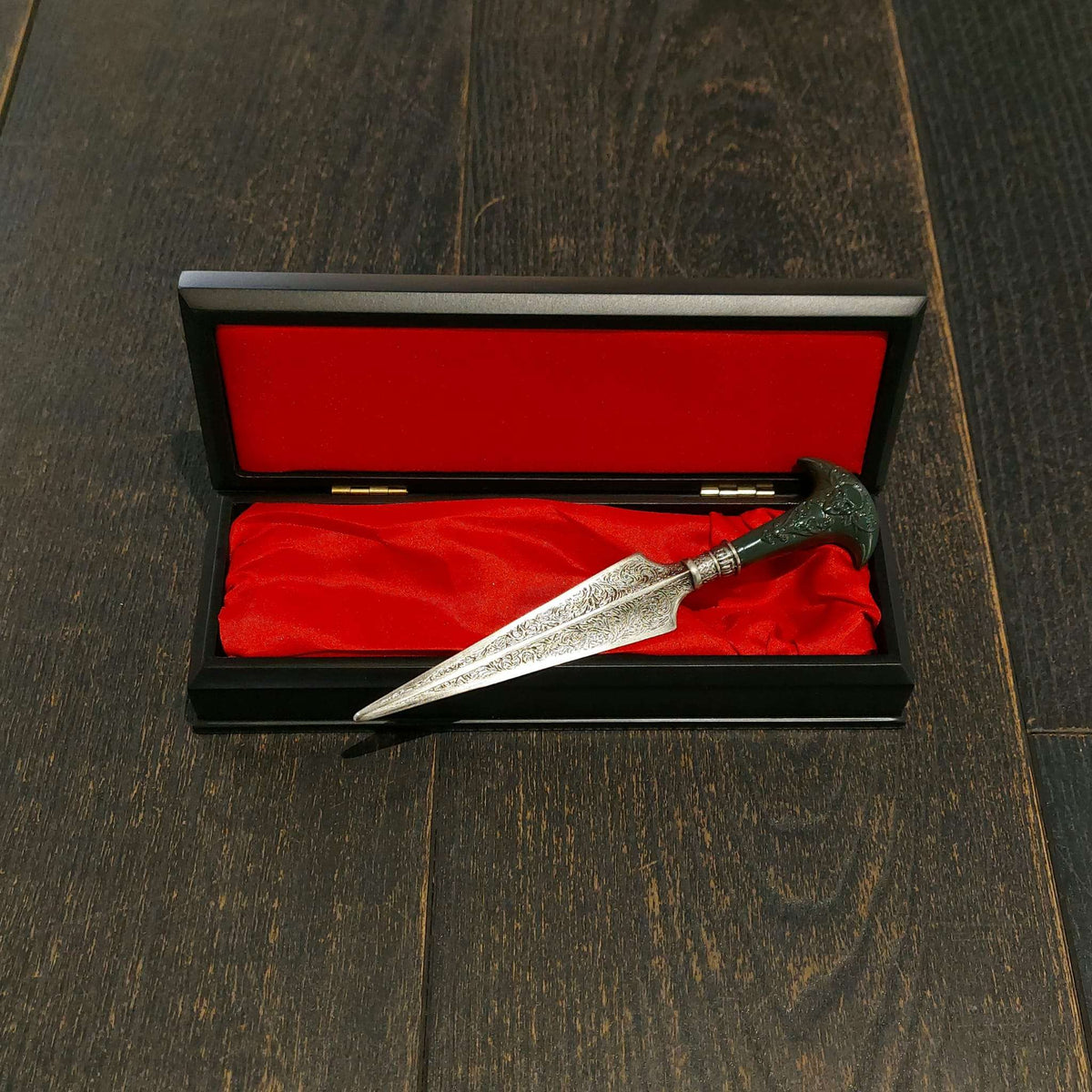 Bellatrix Lestrange Dagger Replica