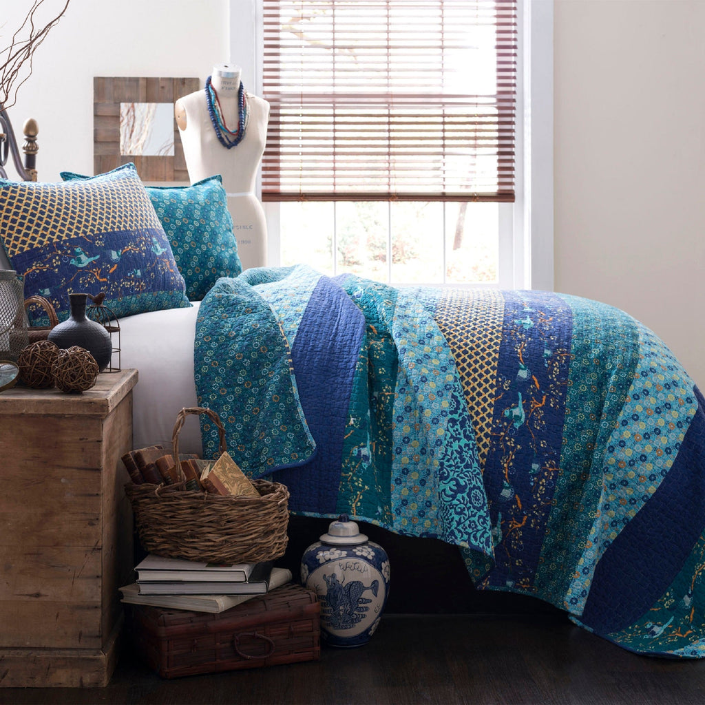 Royal Empire Quilt Set